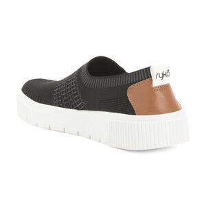 NEW RYKA Wide Width  Vista Slip On Sneakers for women in black 7253j2